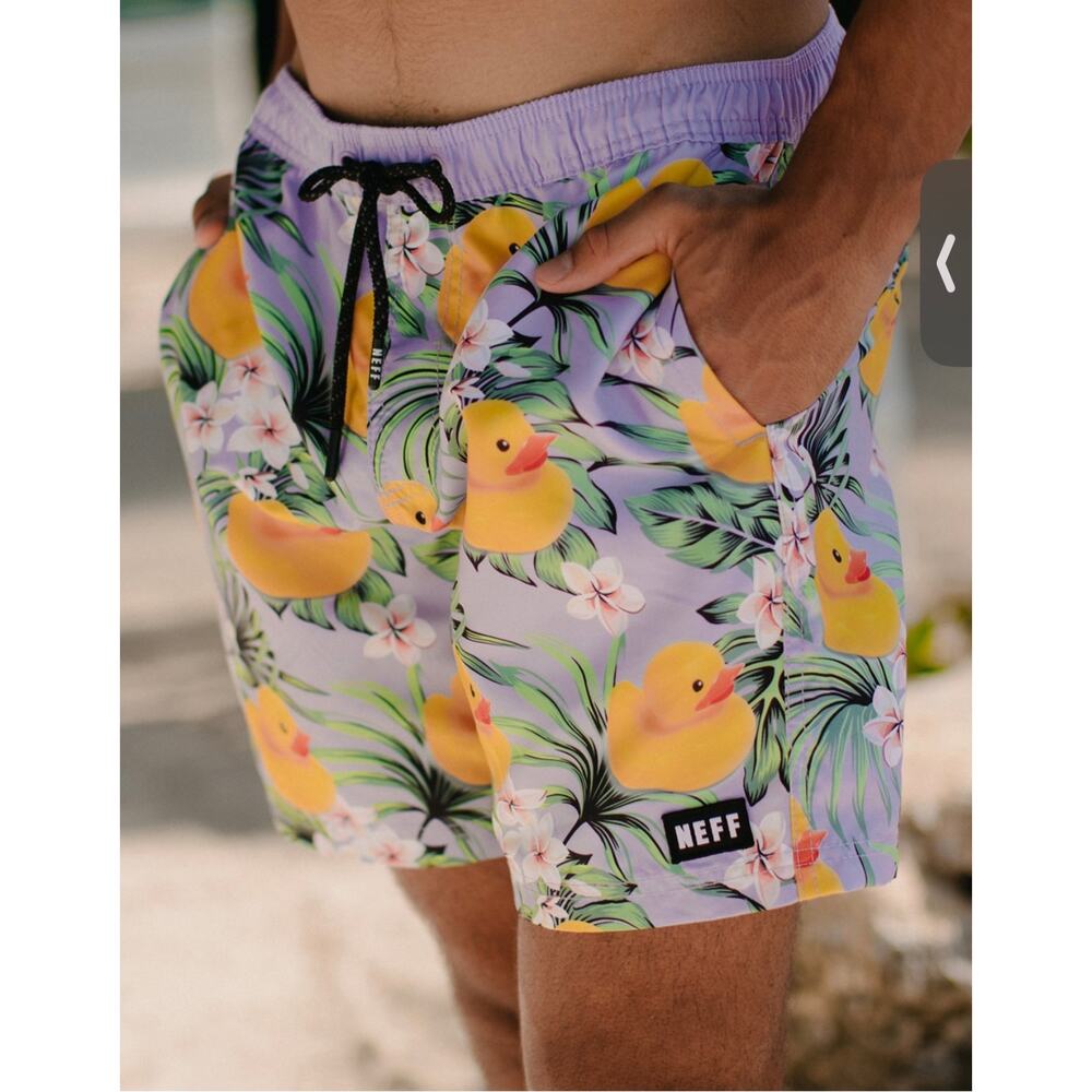 Neff Hot Tub Volley 17 inch Swim Shorts Rubber Ducky Print Purple Size Large